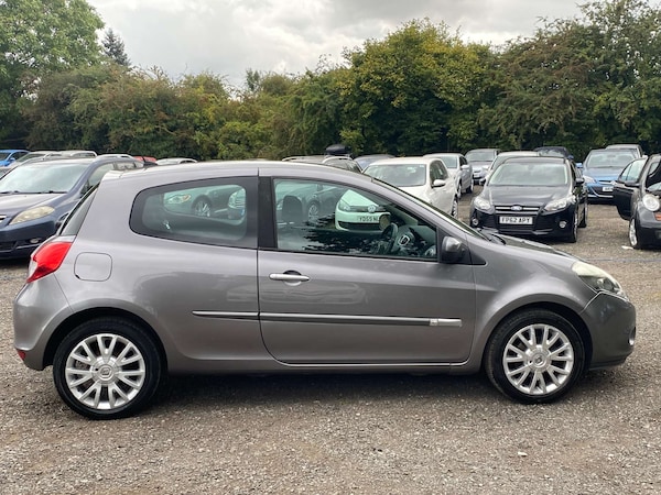 Used Renault Clio 2010 for sale - 75716850: Photo 6