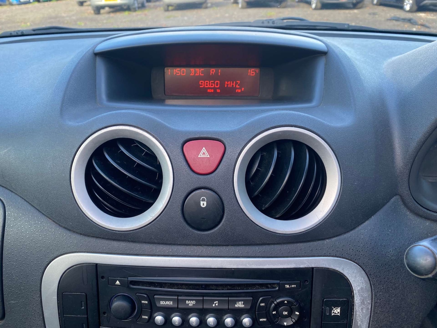 Used Citroen C3 Pluriel 2008 for sale - 77937271: Photo 20