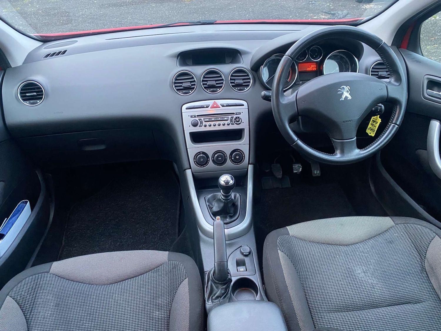 Used Peugeot 308 2011 for sale - 77262794: Photo 14