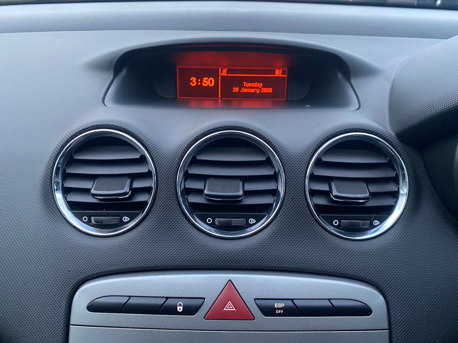 Used Peugeot 308 2011 for sale - 77262794: Photo 23