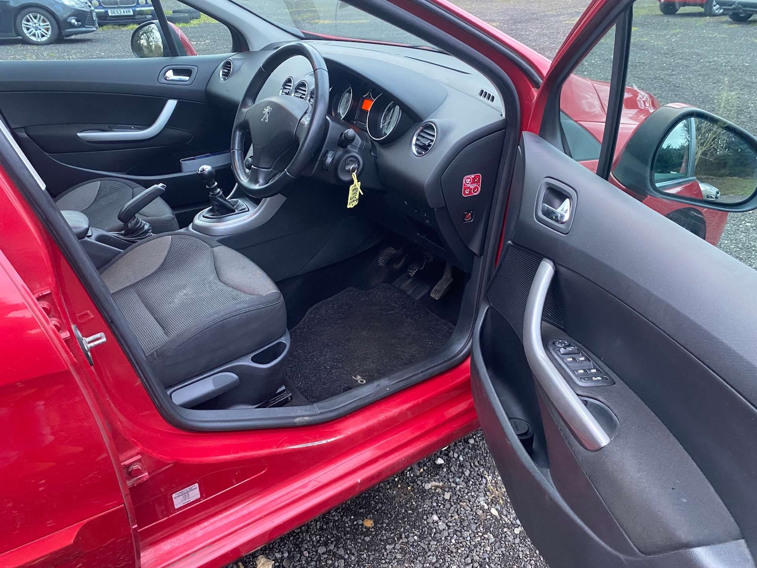 Used Peugeot 308 2011 for sale - 77262794: Photo 30