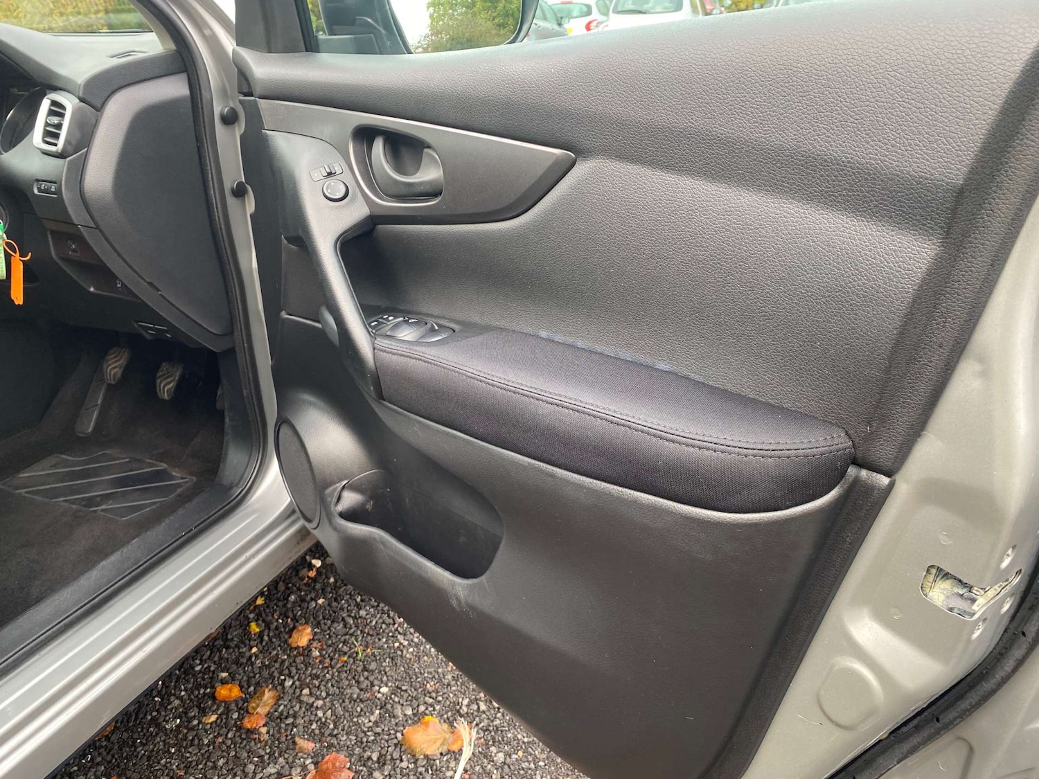 Used Nissan Qashqai 2014 for sale - 76330088: Photo 24