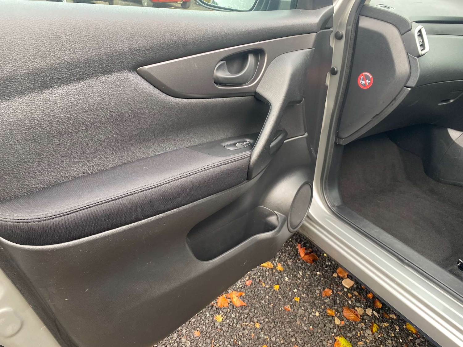 Used Nissan Qashqai 2014 for sale - 76330088: Photo 25