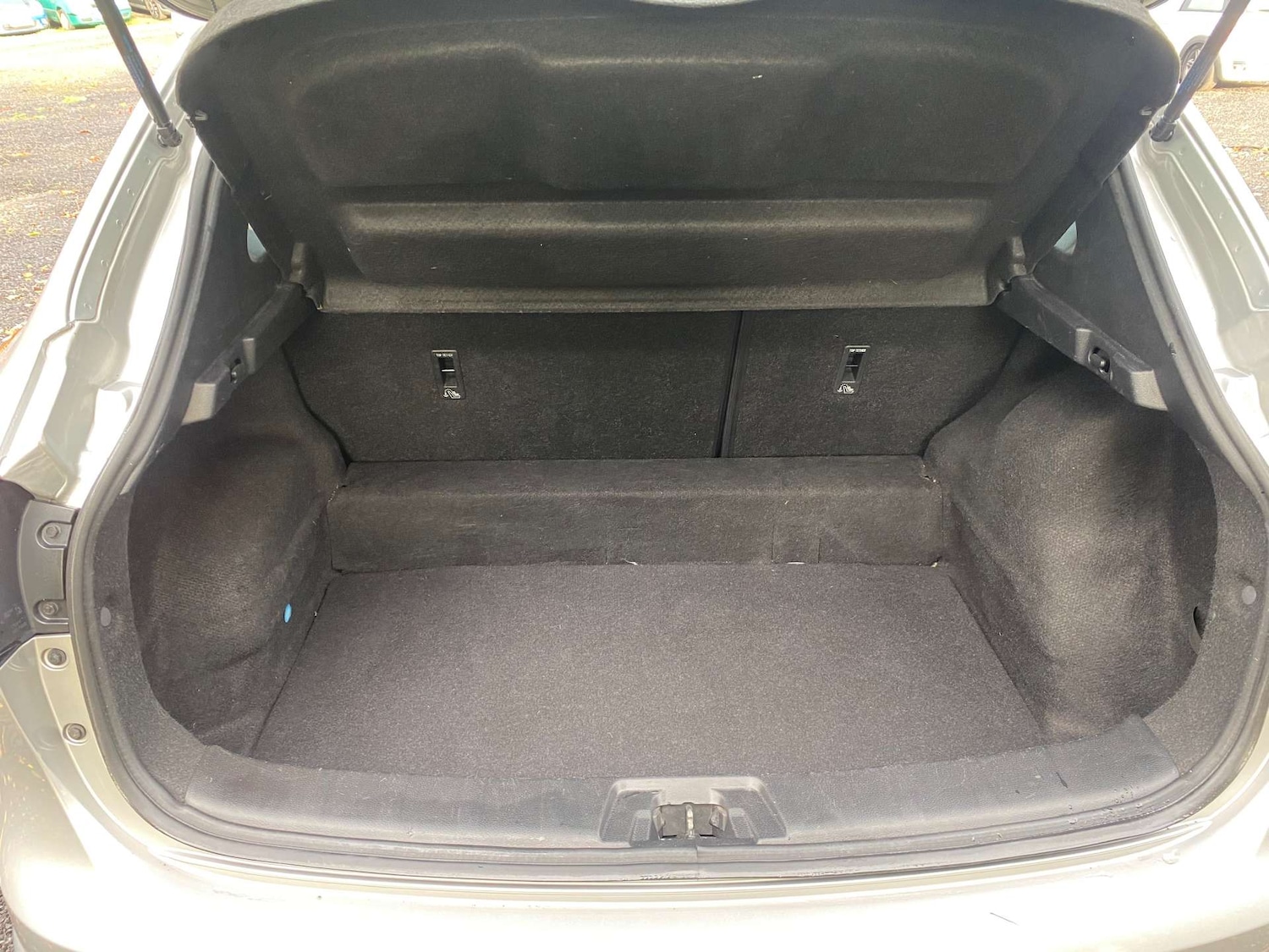 Used Nissan Qashqai 2014 for sale - 76330088: Photo 8