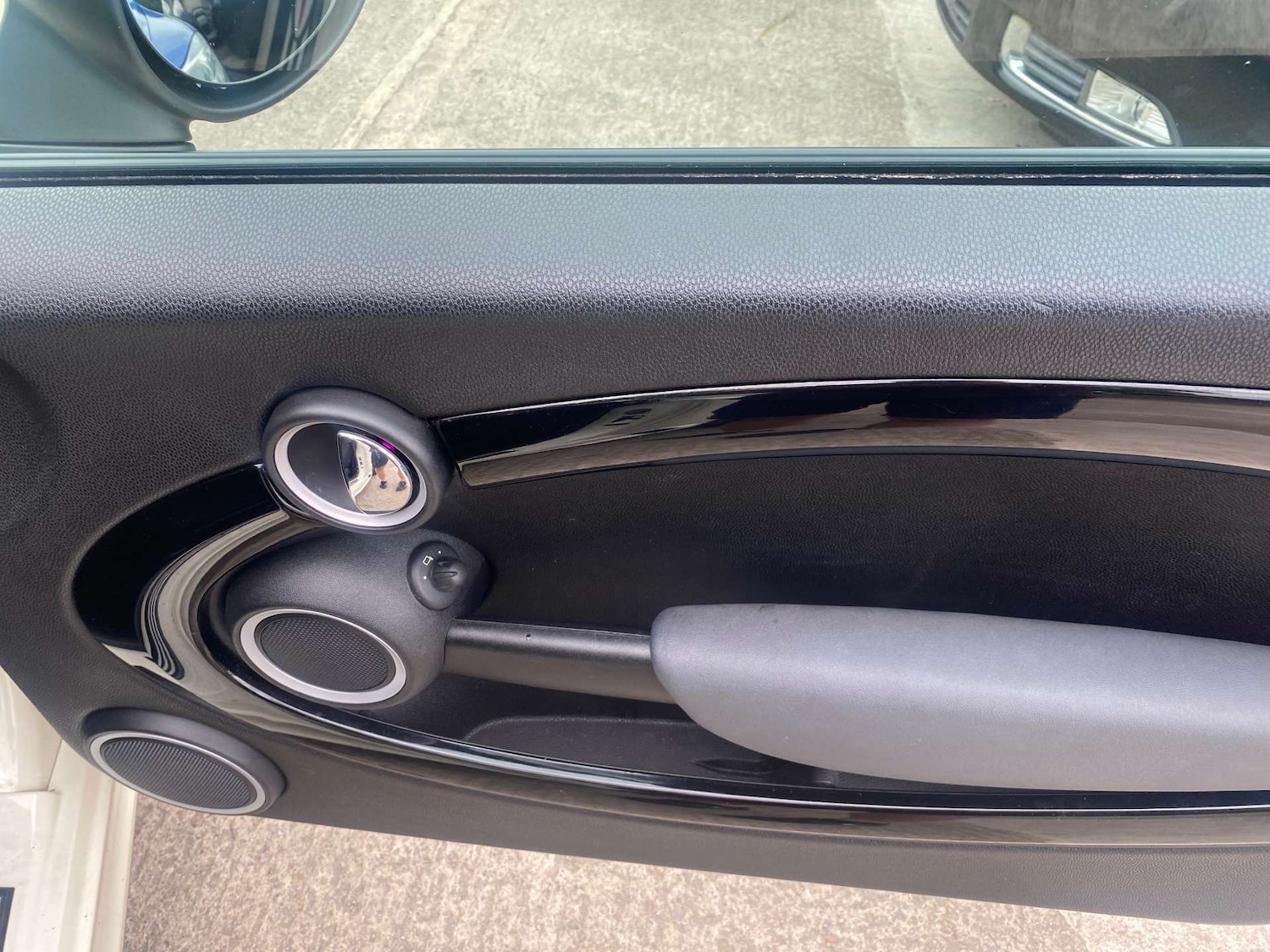 Used MINI Hatch 2011 for sale - 76367039: Photo 24