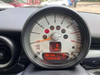 Used MINI Hatch 2011 for sale - 74962200: Photo