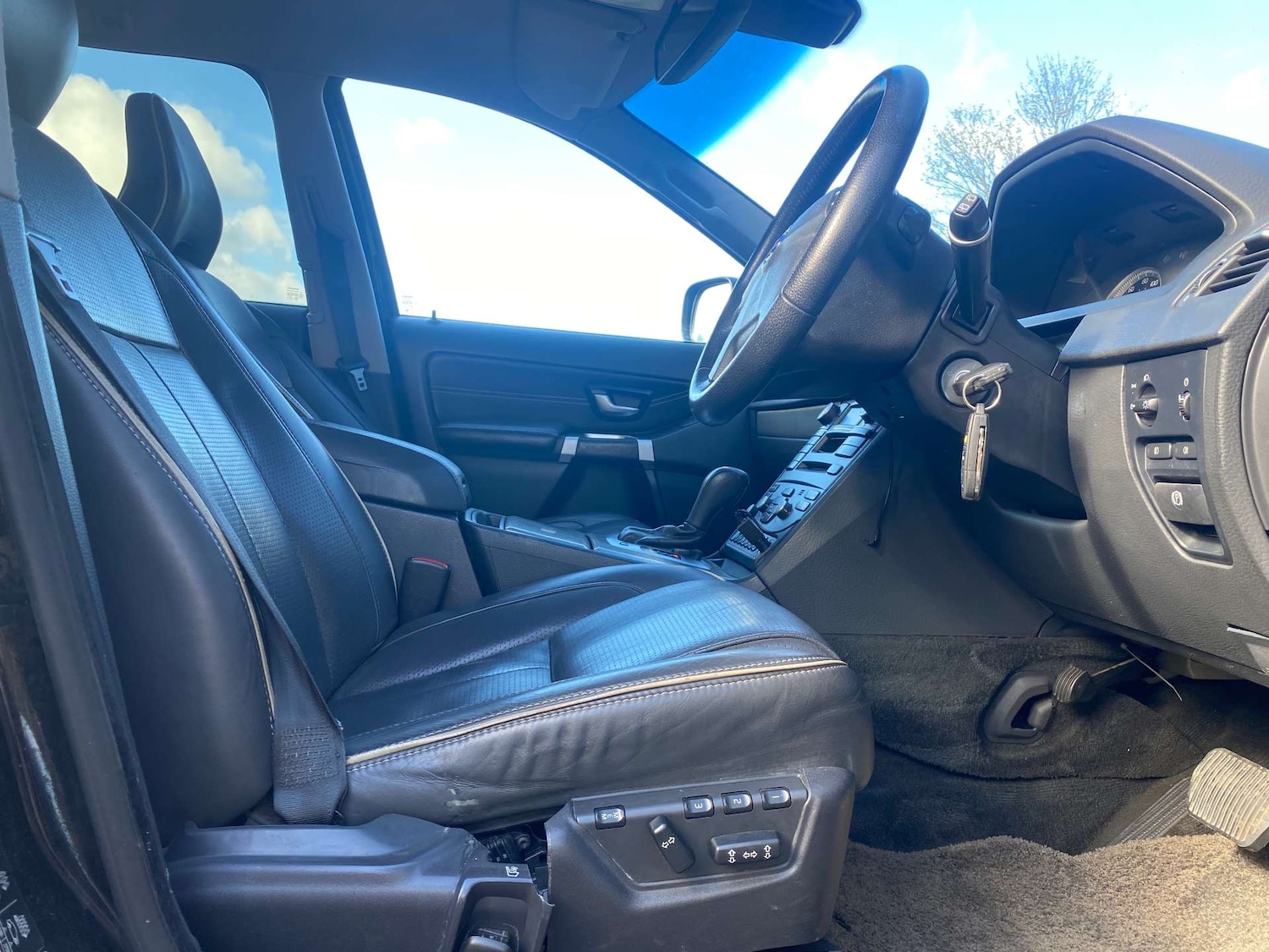 Used Volvo XC90 2010 for sale - 78056686: Photo 12