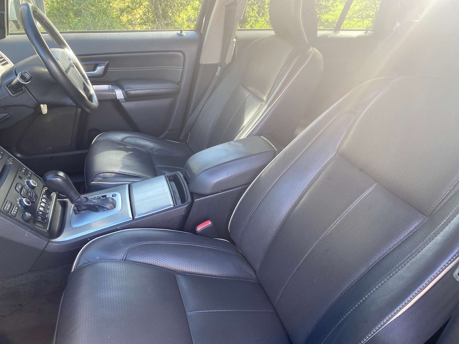 Used Volvo XC90 2010 for sale - 78056686: Photo 15