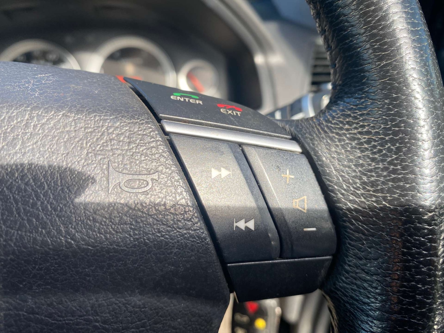 Used Volvo XC90 2010 for sale - 78056686: Photo 18