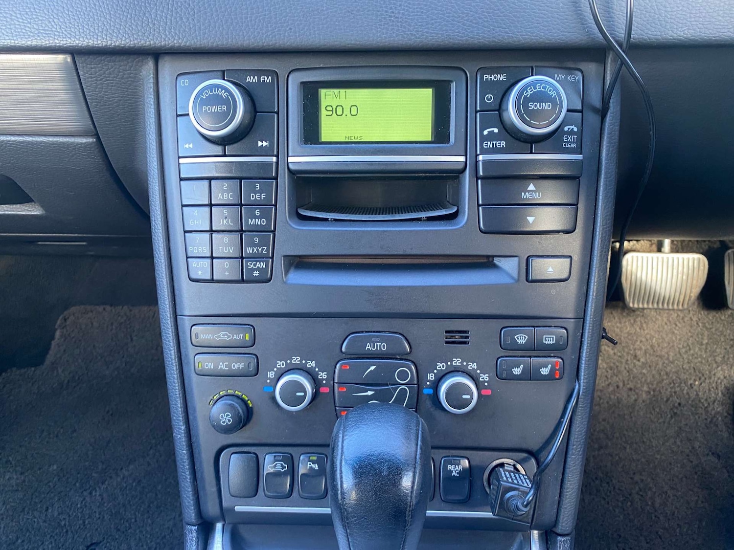 Used Volvo XC90 2010 for sale - 78056686: Photo 23