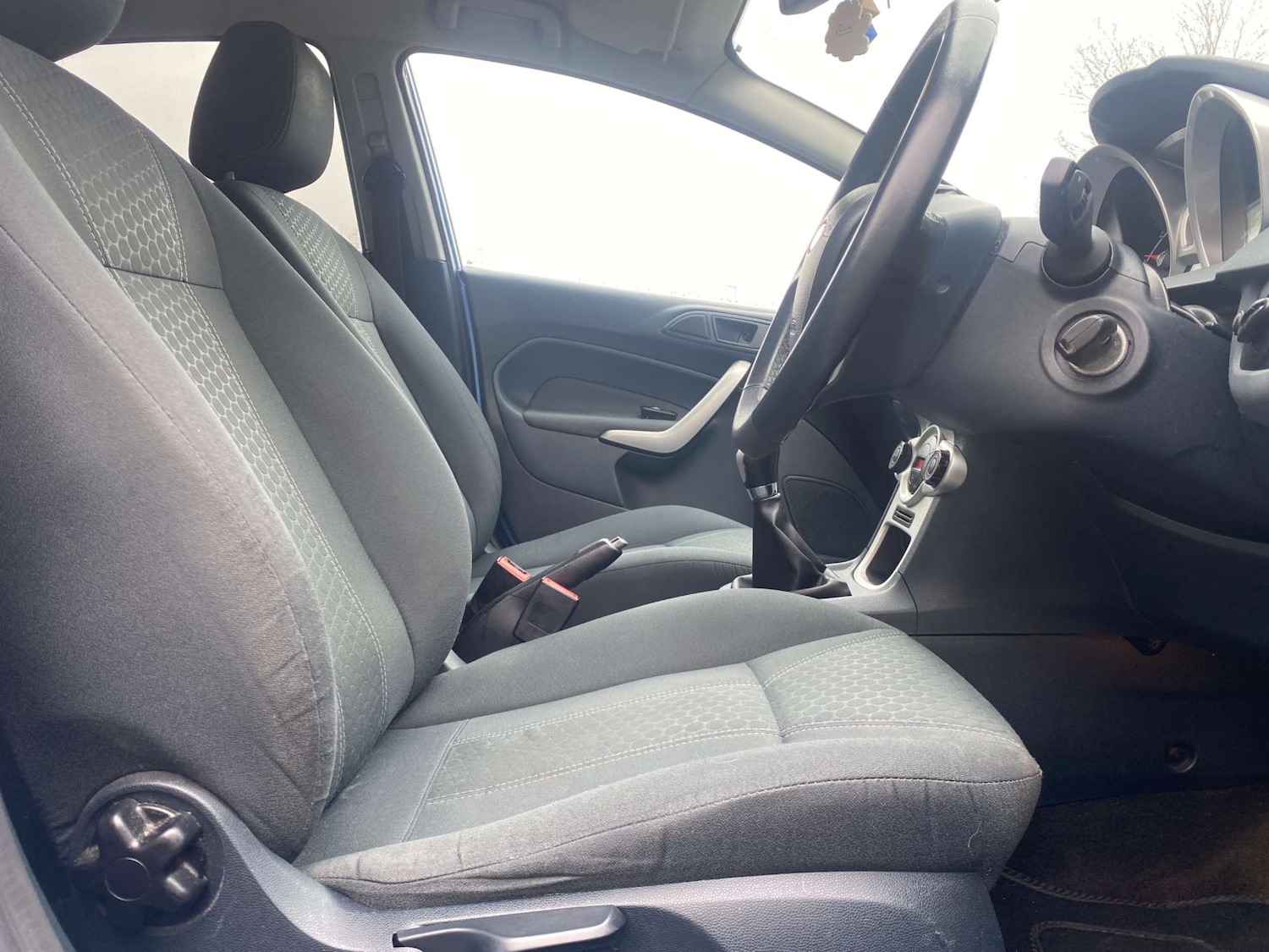 Used Ford Fiesta 2010 for sale - 77974162: Photo 12