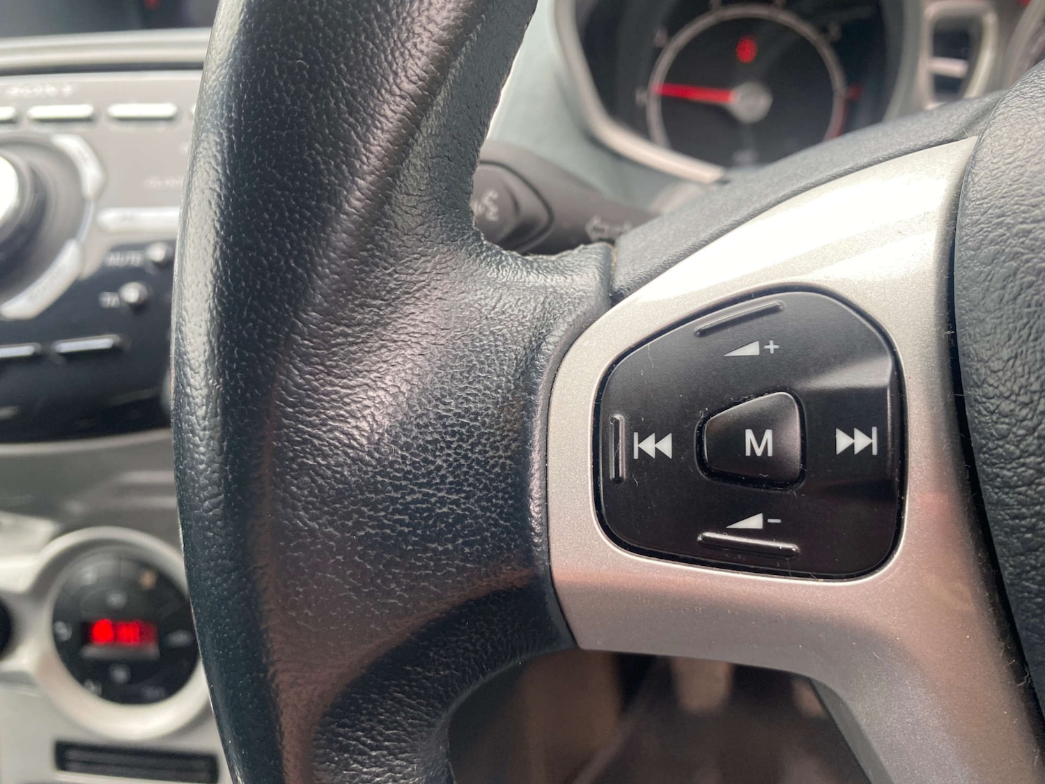 Used Ford Fiesta 2010 for sale - 77974162: Photo 22