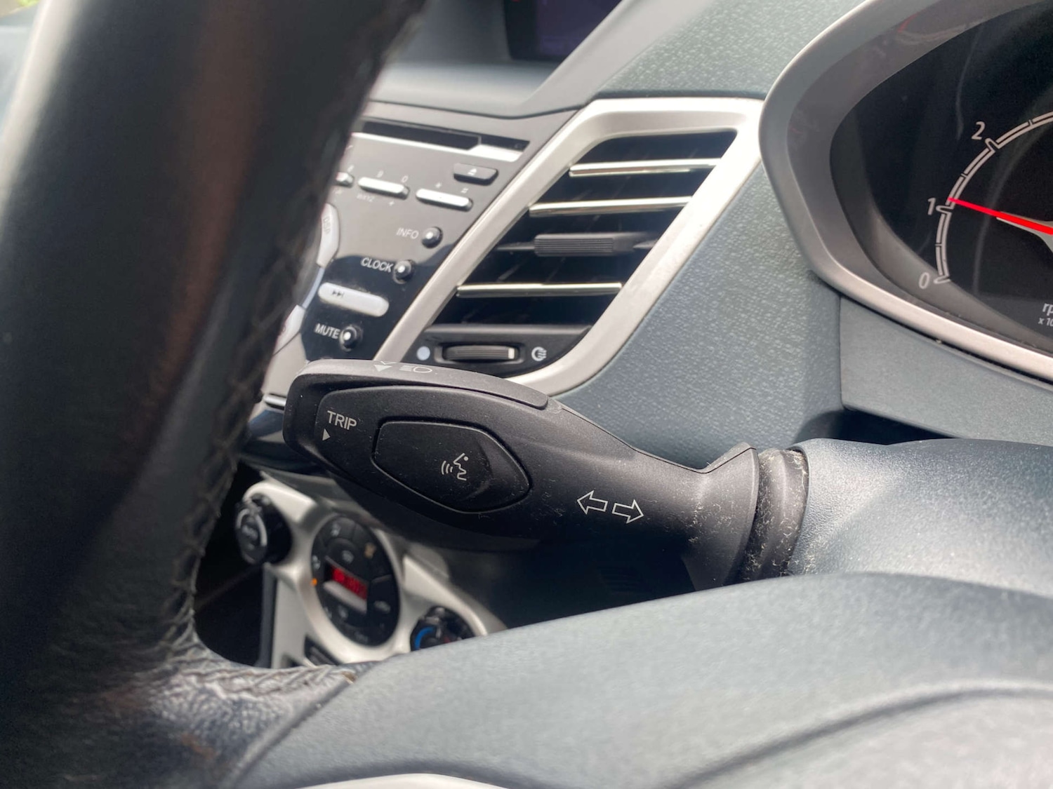 Used Ford Fiesta 2010 for sale - 77974162: Photo 24