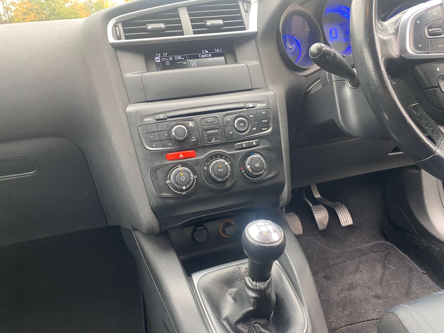 Used Citroen C4 2011 for sale - 76311242: Photo 15