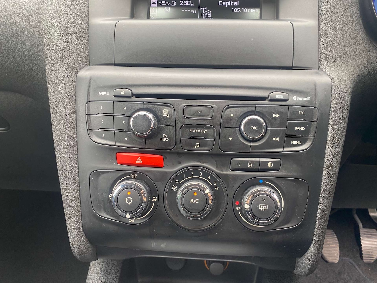 Used Citroen C4 2011 for sale - 76311242: Photo 17