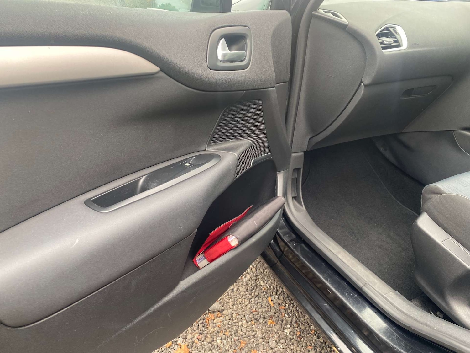 Used Citroen C4 2011 for sale - 76311242: Photo 27