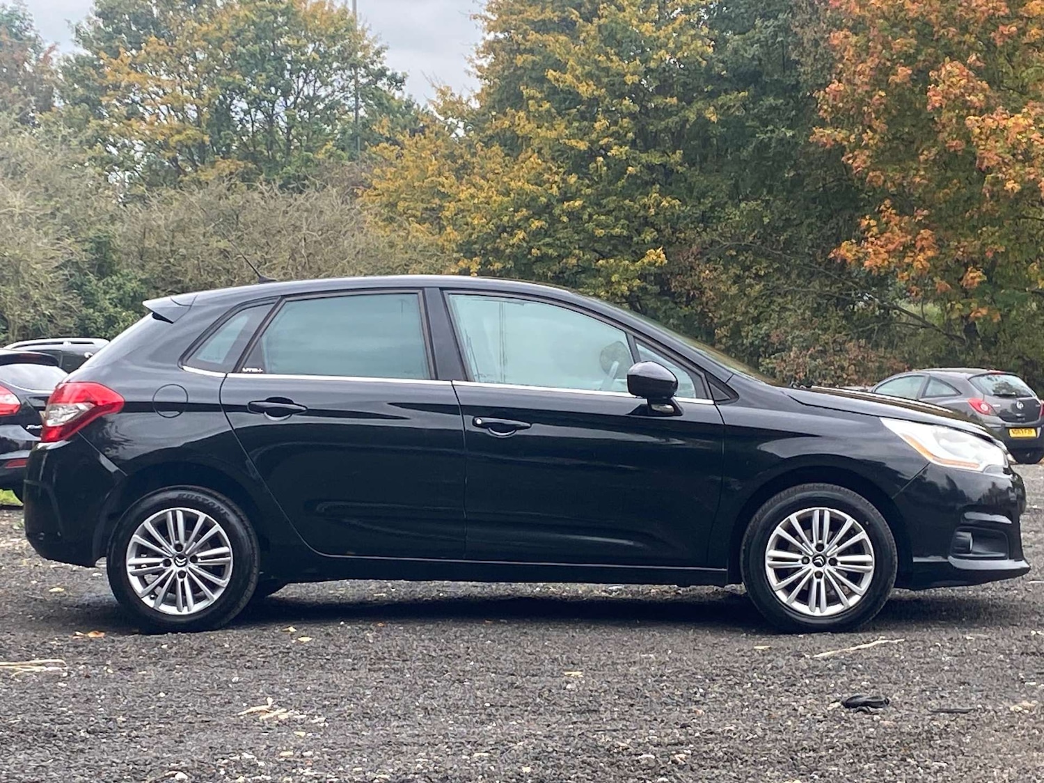 Used Citroen C4 2011 for sale - 76311242: Photo 9