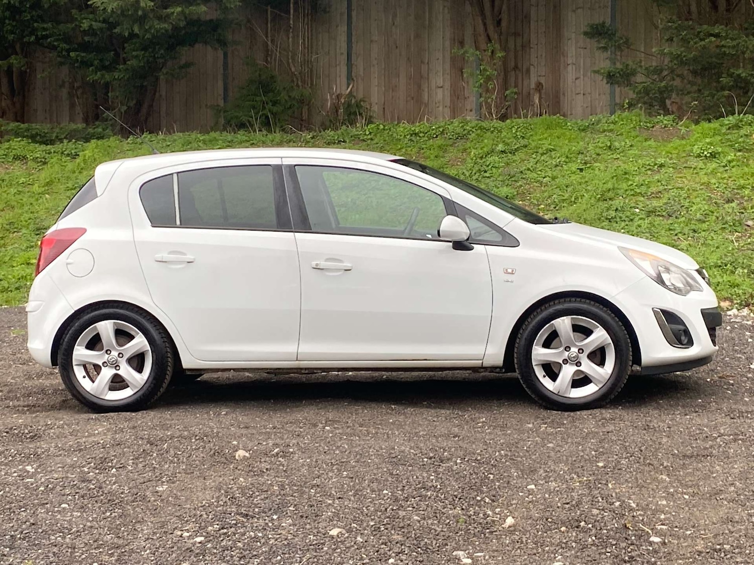 Used Vauxhall Corsa 2013 for sale - 77998580: Photo 10