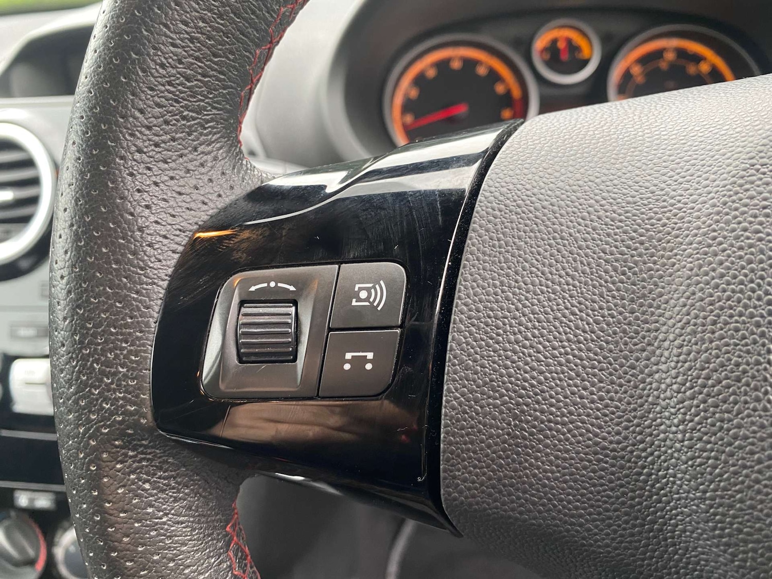 Used Vauxhall Corsa 2013 for sale - 77998580: Photo 21