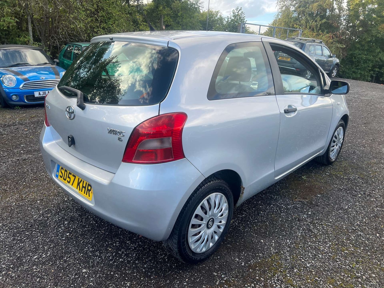 Used Toyota Yaris 2007 for sale - 76601117: Photo 6