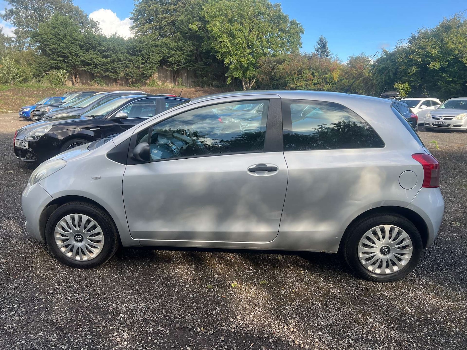 Used Toyota Yaris 2007 for sale - 76601117: Photo 8