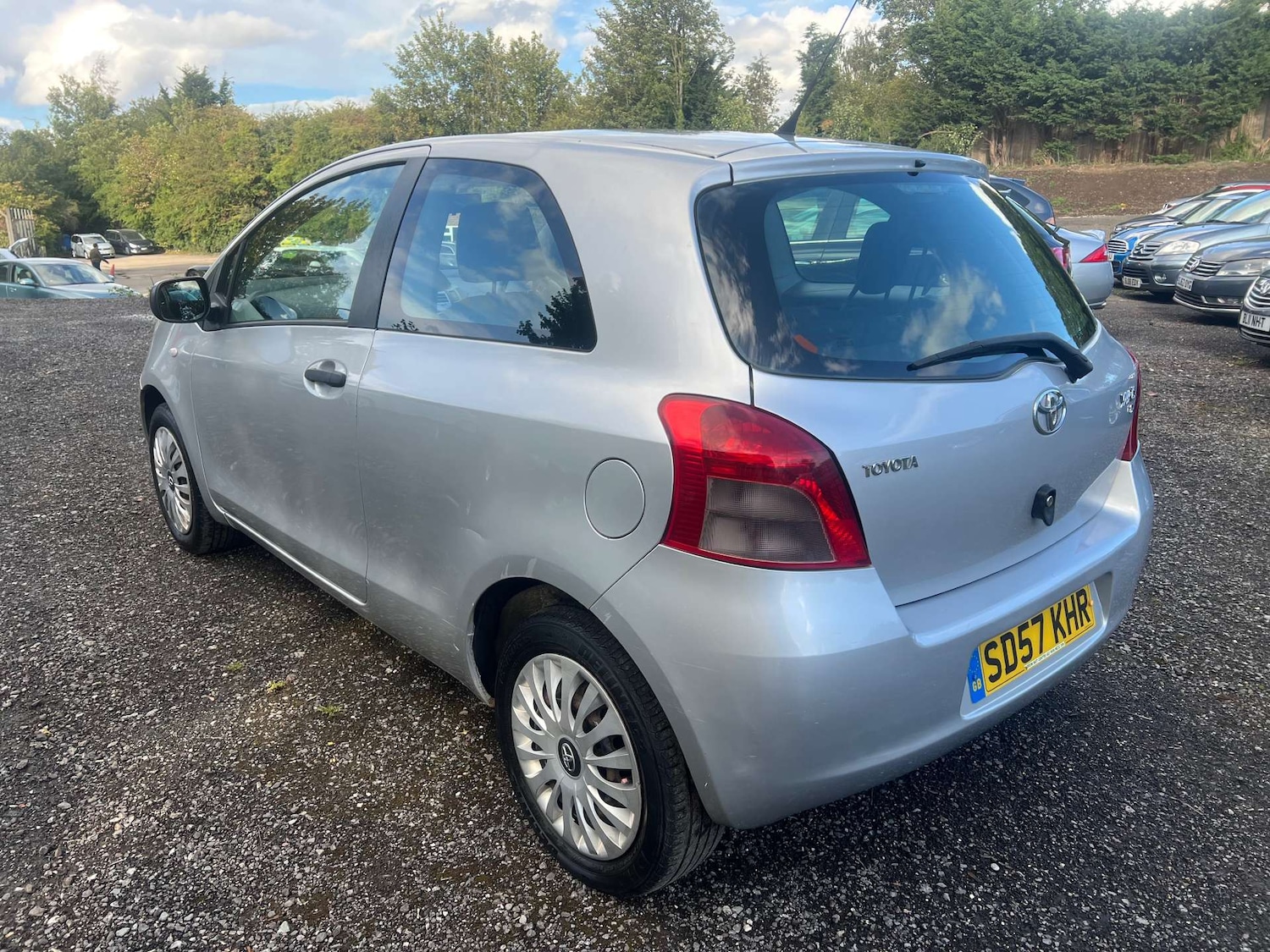 Used Toyota Yaris 2007 for sale - 76601117: Photo 9