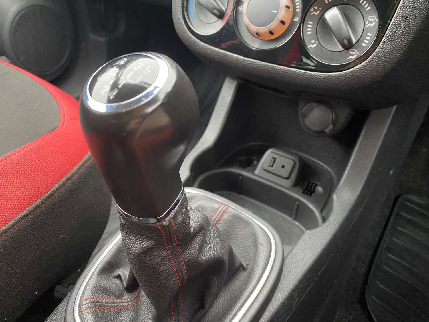 Used Vauxhall Corsa 2015 for sale - 77449546: Photo 19