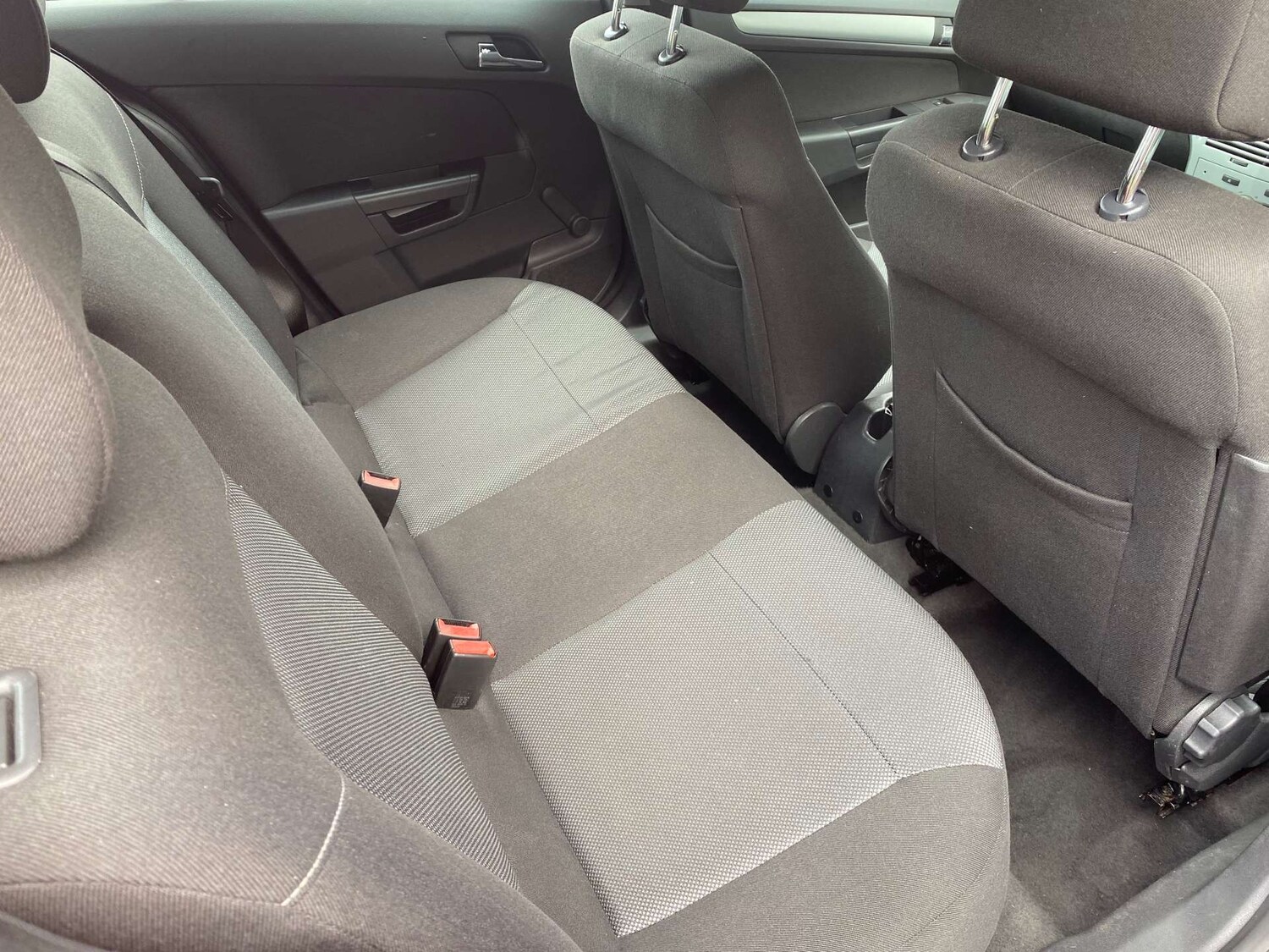 Used Vauxhall Astra 2009 for sale - 77877301: Photo 29