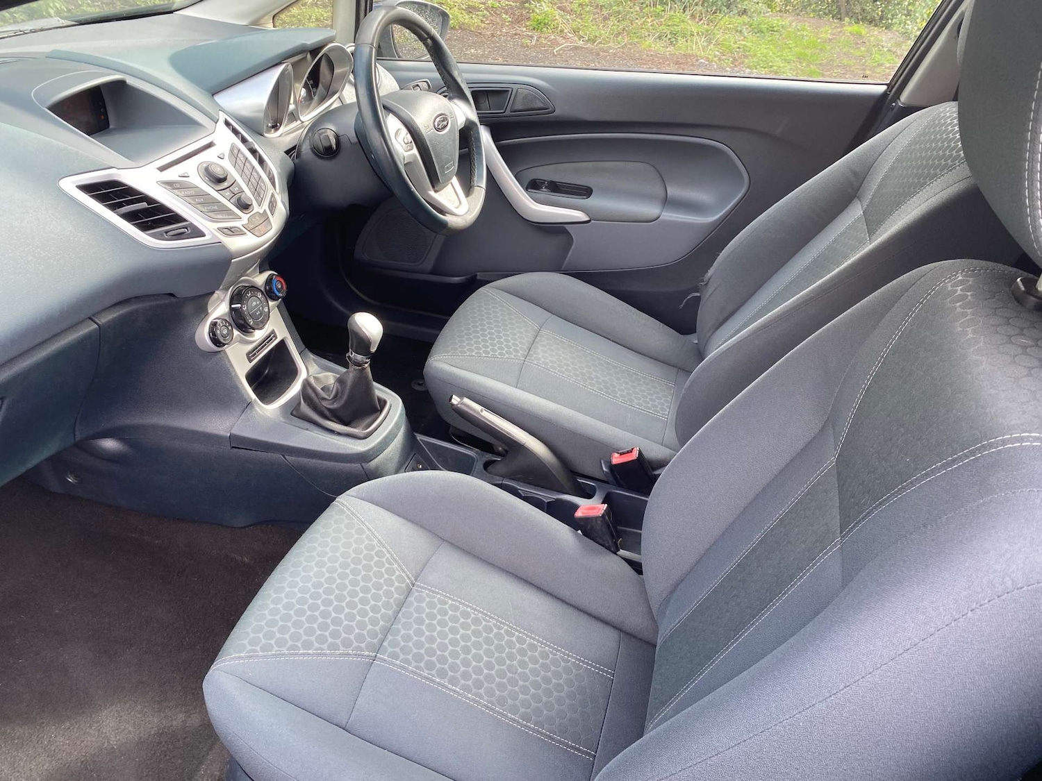 Used Ford Fiesta 2011 for sale - 77877314: Photo 14