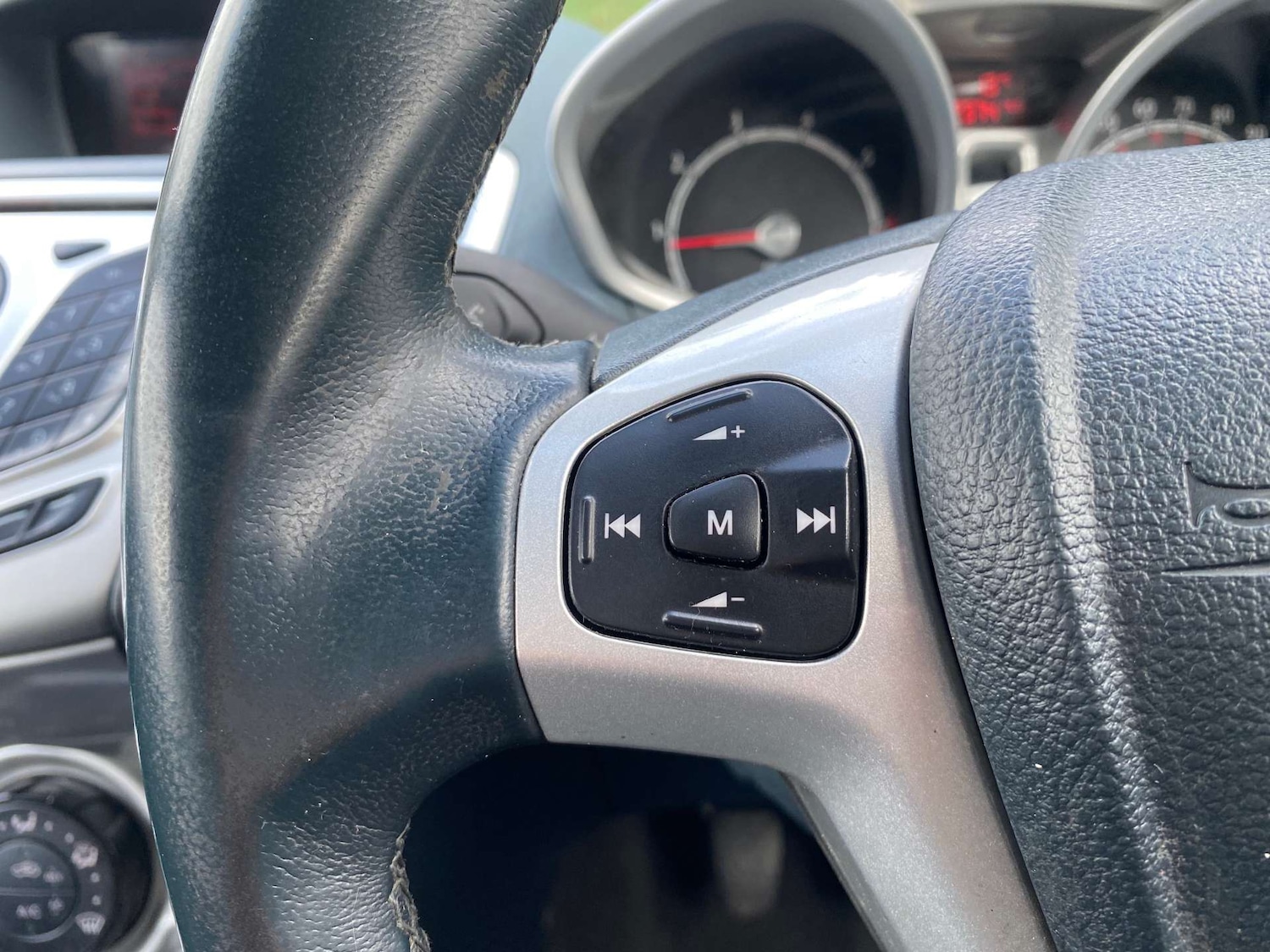 Used Ford Fiesta 2011 for sale - 77877314: Photo 17