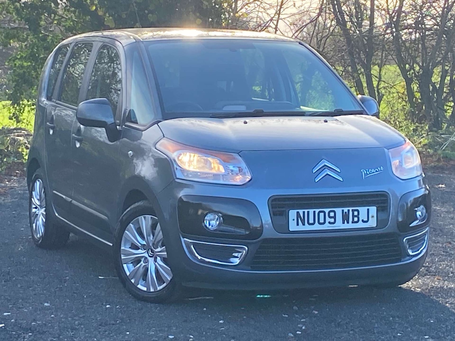 Used Citroen C3 Picasso 2009 for sale - 76637981: Photo 1