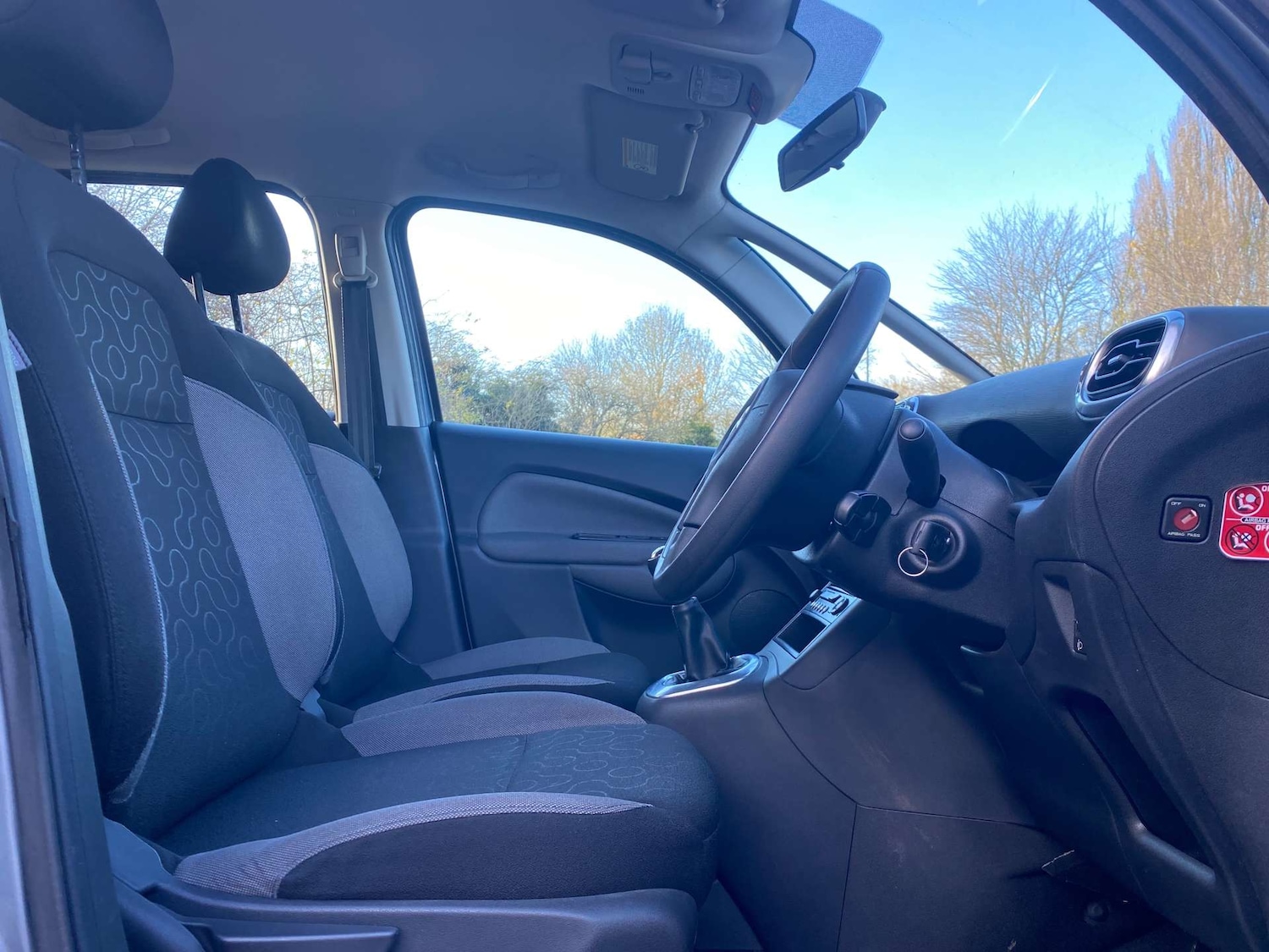 Used Citroen C3 Picasso 2009 for sale - 76637981: Photo 11