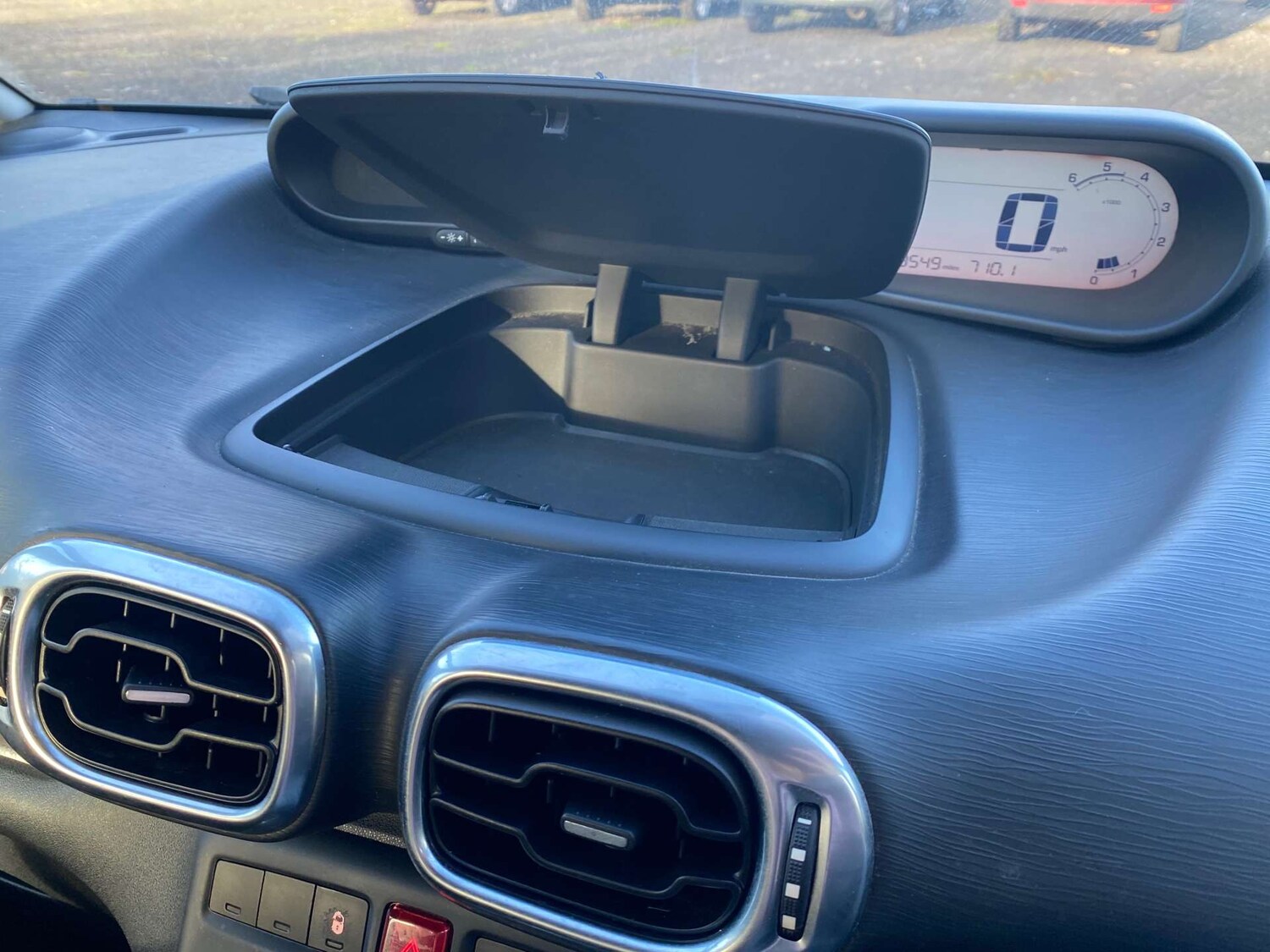 Used Citroen C3 Picasso 2009 for sale - 76637981: Photo 24