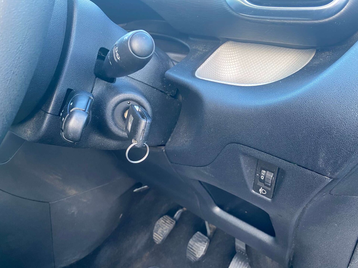 Used Citroen C3 Picasso 2009 for sale - 76637981: Photo 25