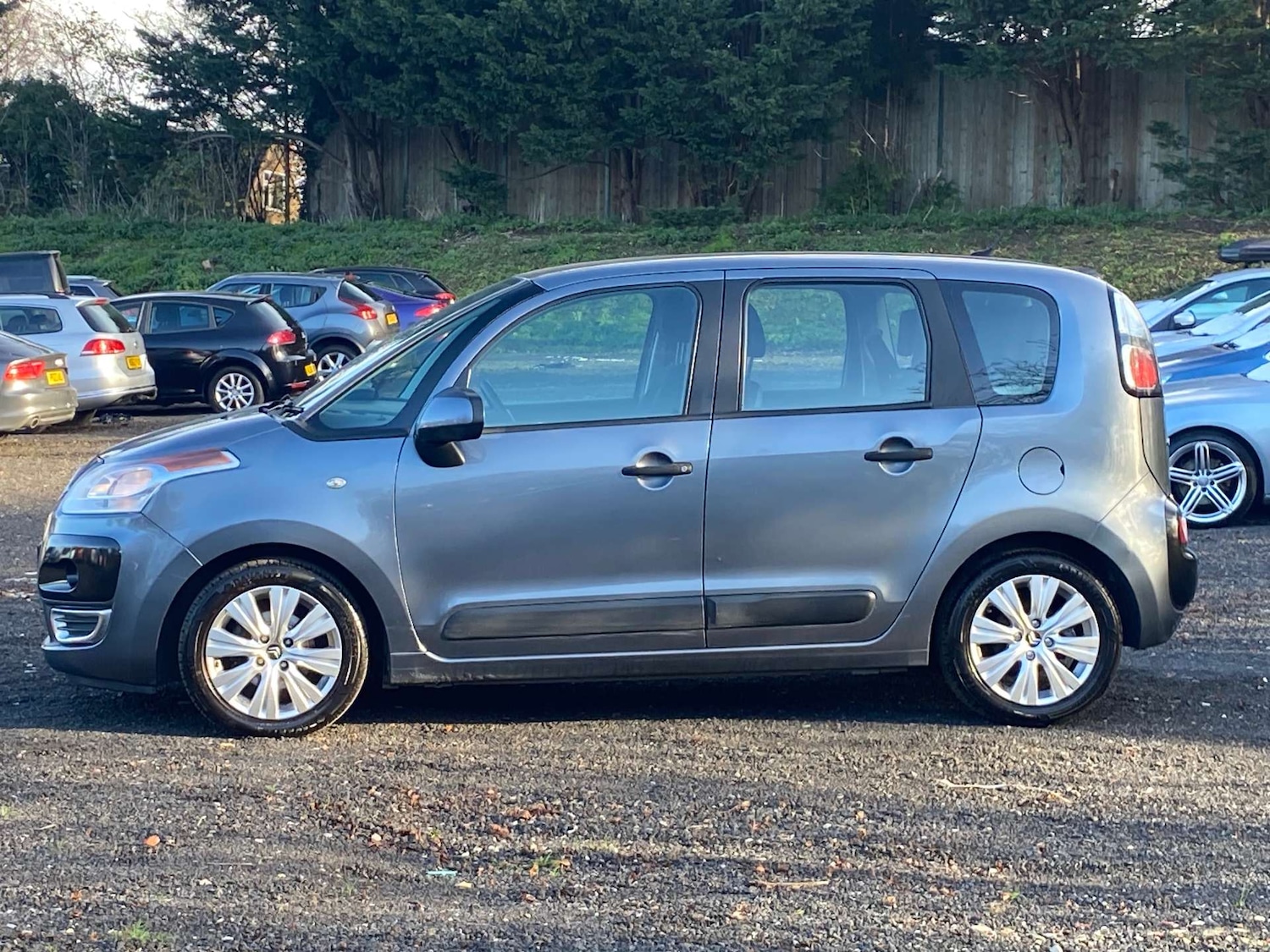 Used Citroen C3 Picasso 2009 for sale - 76637981: Photo 4