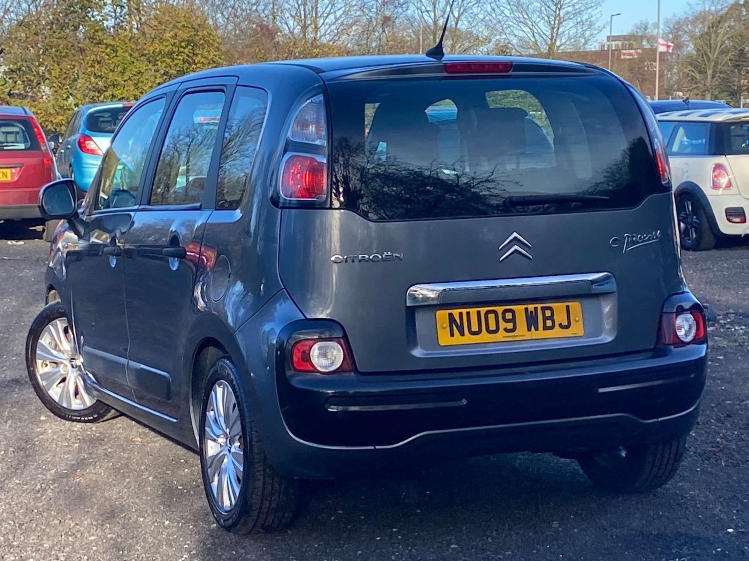 Used Citroen C3 Picasso 2009 for sale - 76637981: Photo 5