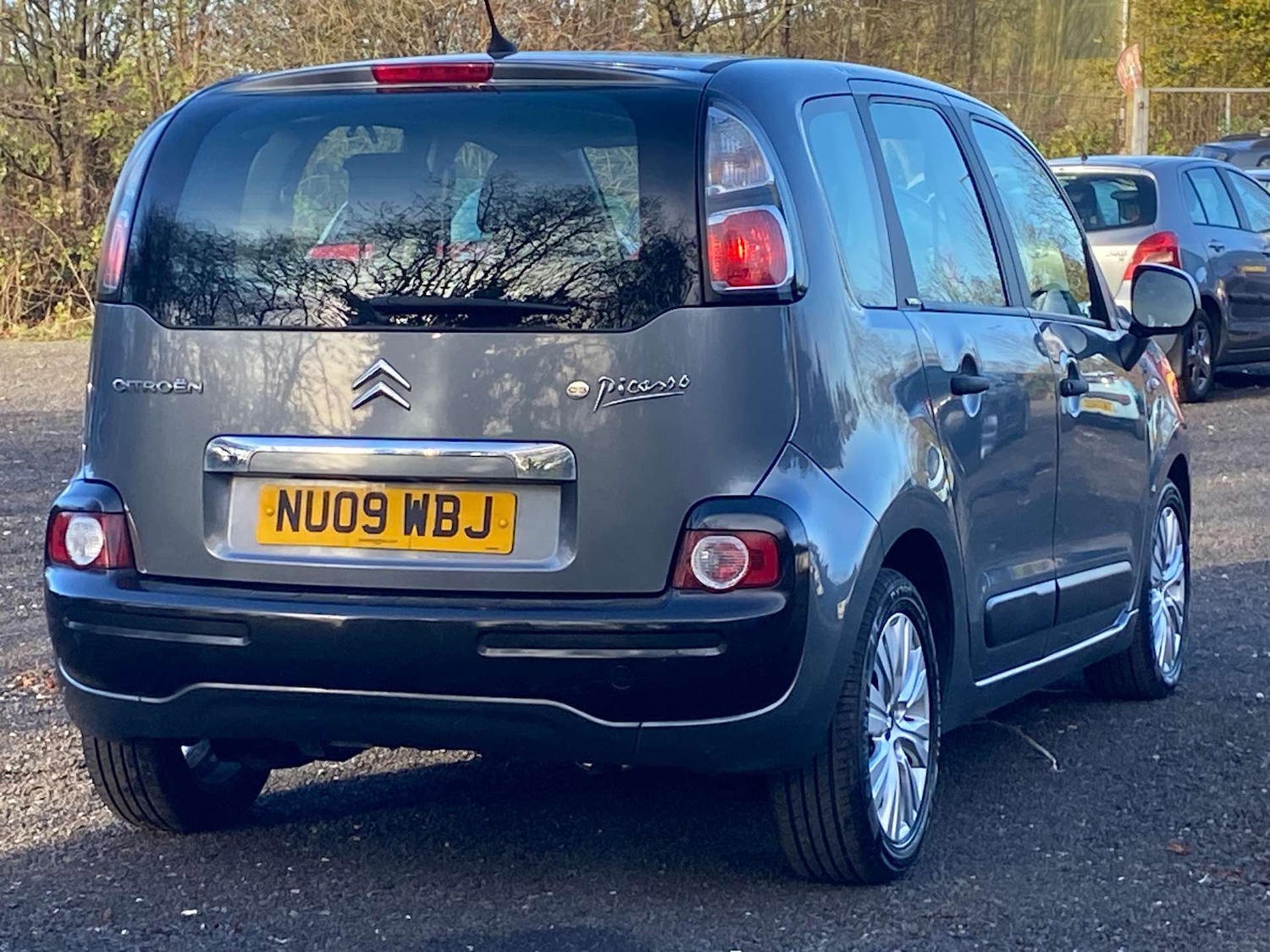 Used Citroen C3 Picasso 2009 for sale - 76637981: Photo 9