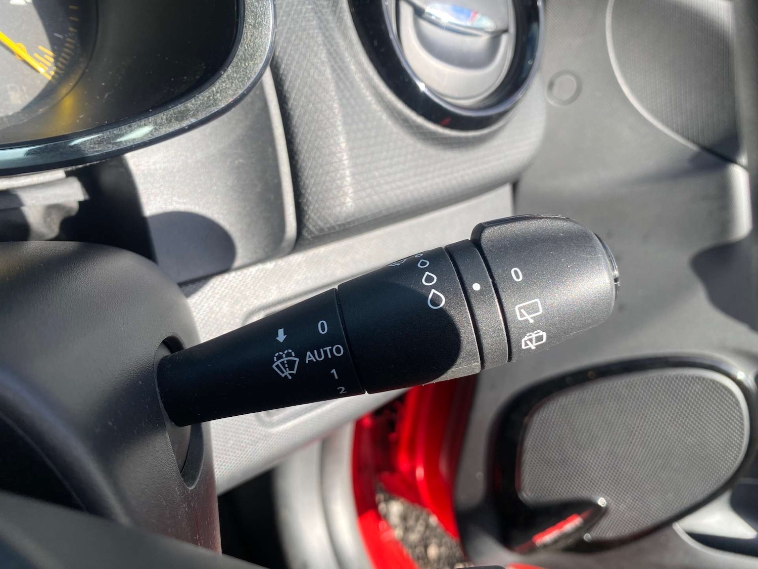 Used Renault Clio 2013 for sale - 77880369: Photo 27