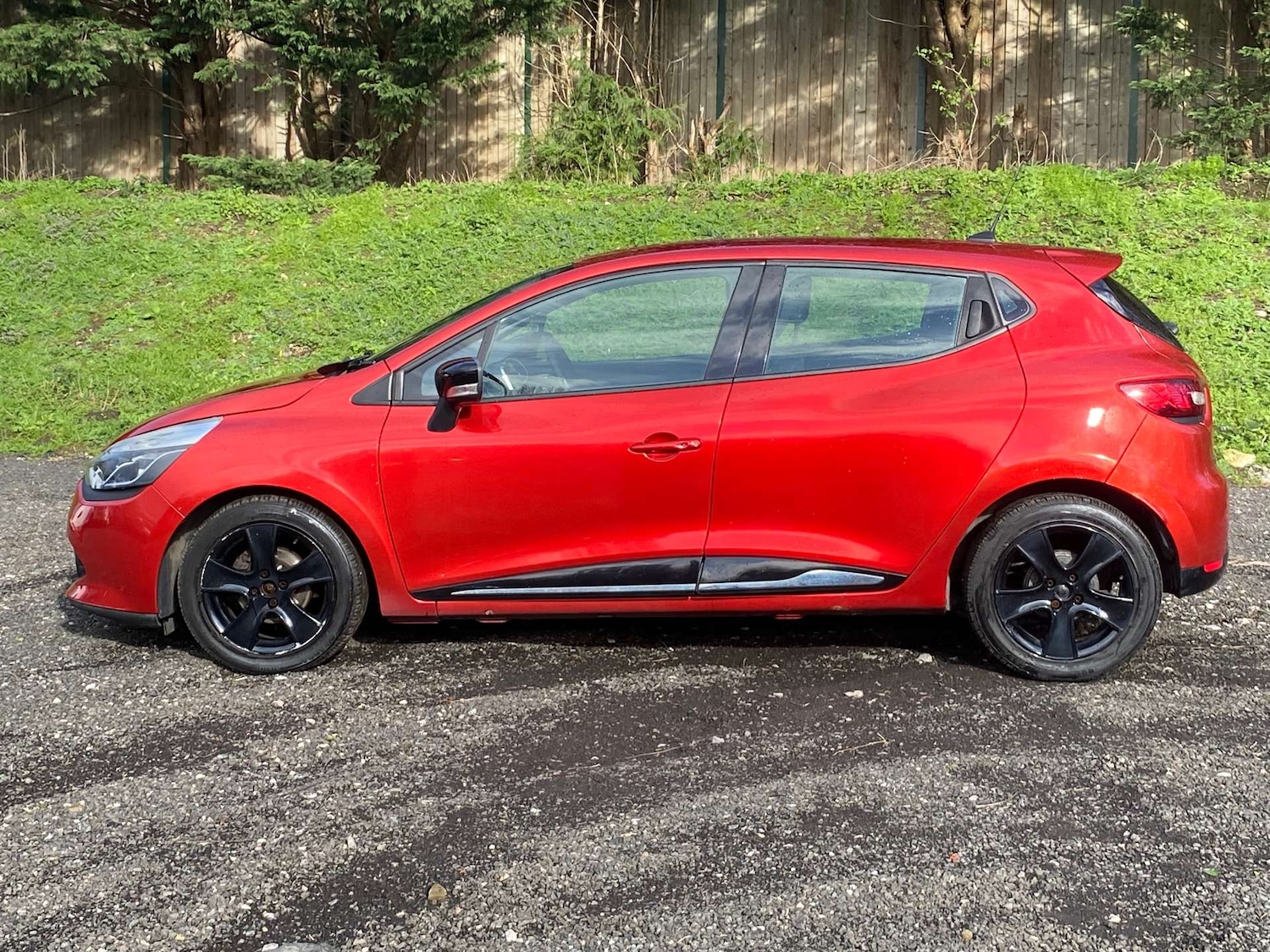 Used Renault Clio 2013 for sale - 77880369: Photo 4