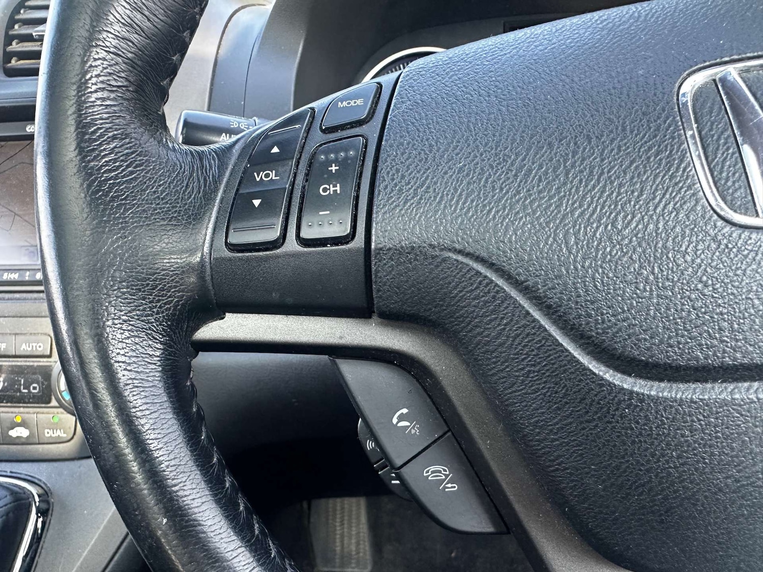 Used Honda CR-V 2010 for sale - 77976973: Photo 14