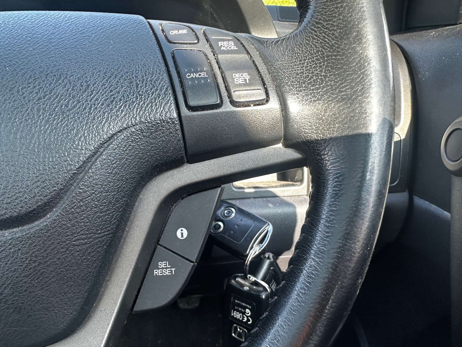 Used Honda CR-V 2010 for sale - 77976973: Photo 15