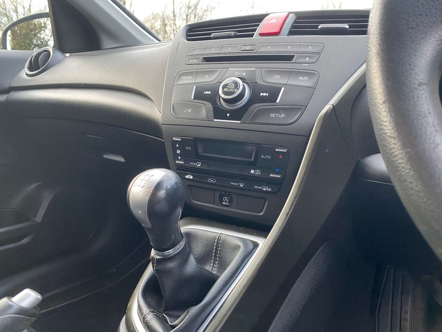 Used Honda Civic 2013 for sale - 76601832: Photo 24