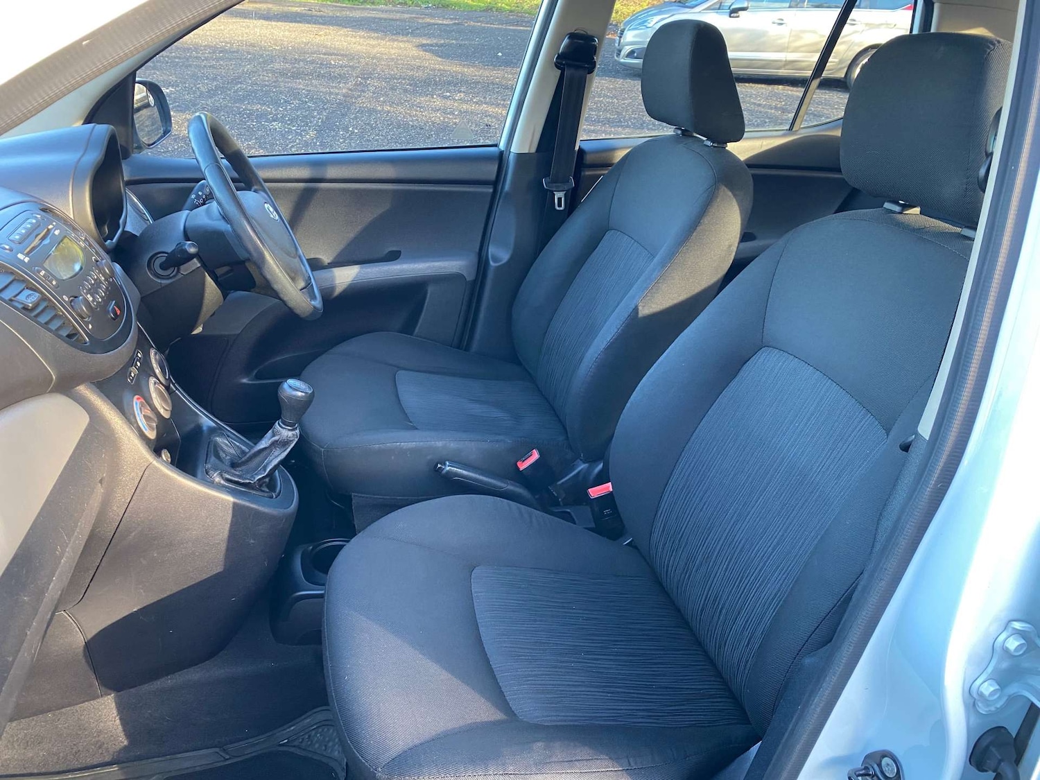 Used Hyundai i10 2012 for sale - 77127347: Photo 13