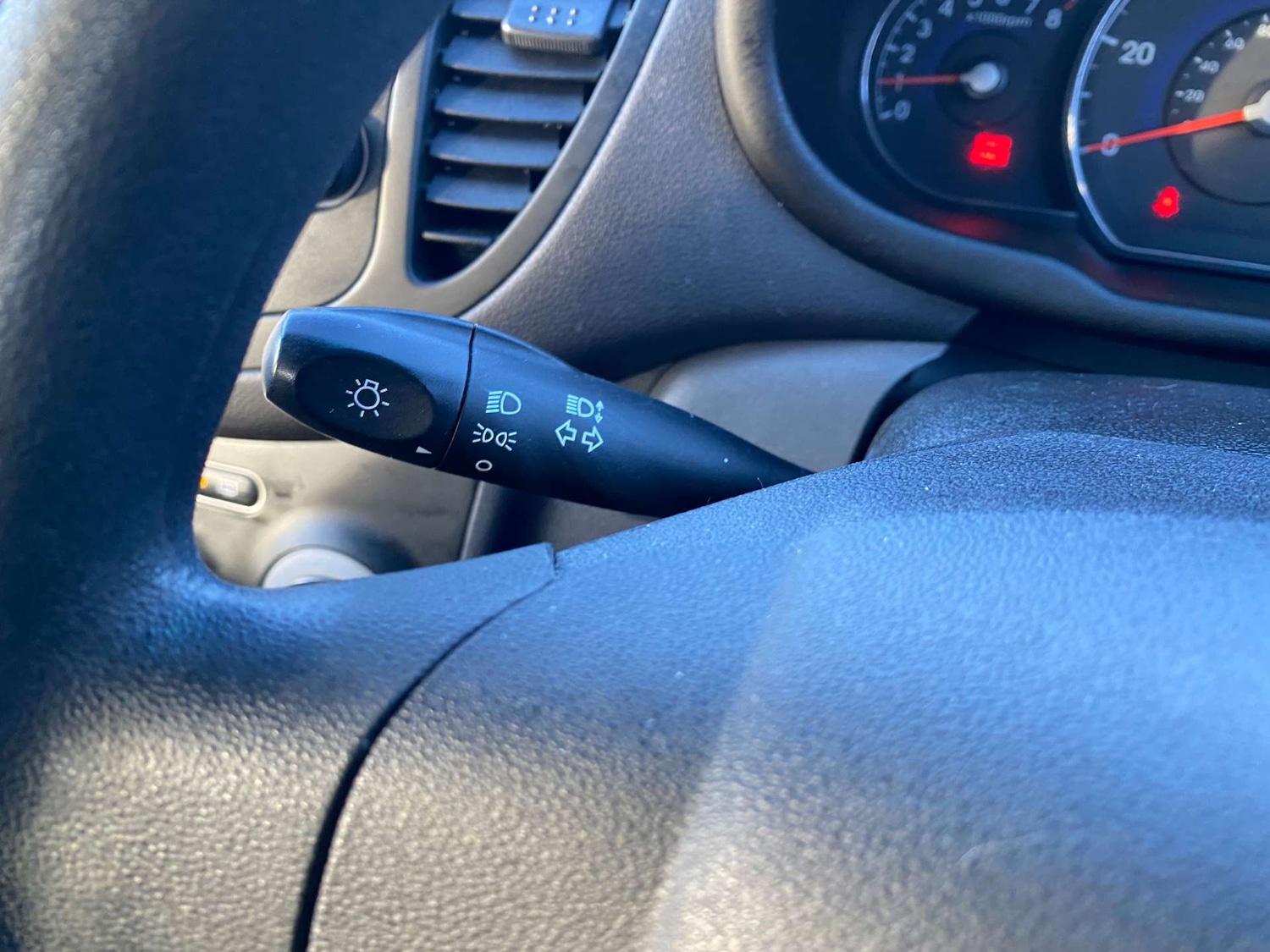 Used Hyundai i10 2012 for sale - 77127347: Photo 16