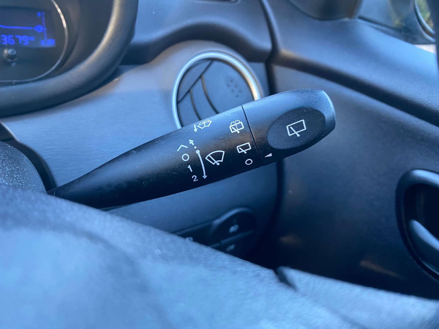 Used Hyundai i10 2012 for sale - 77127347: Photo 17