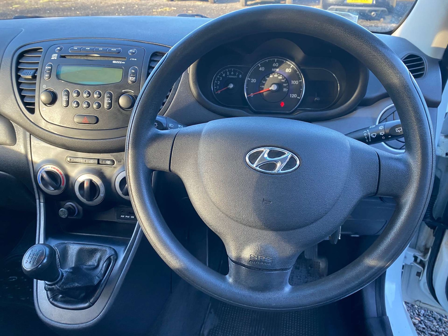 Used Hyundai i10 2012 for sale - 77127347: Photo 24