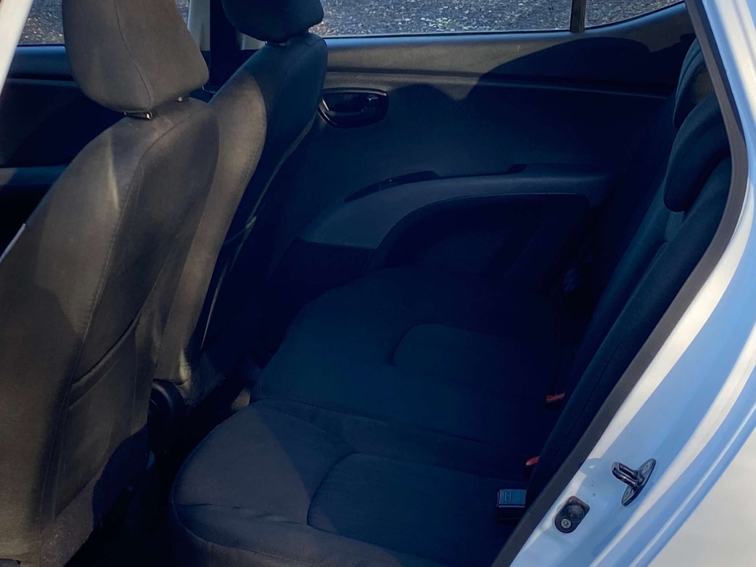 Used Hyundai i10 2012 for sale - 77127347: Photo 28