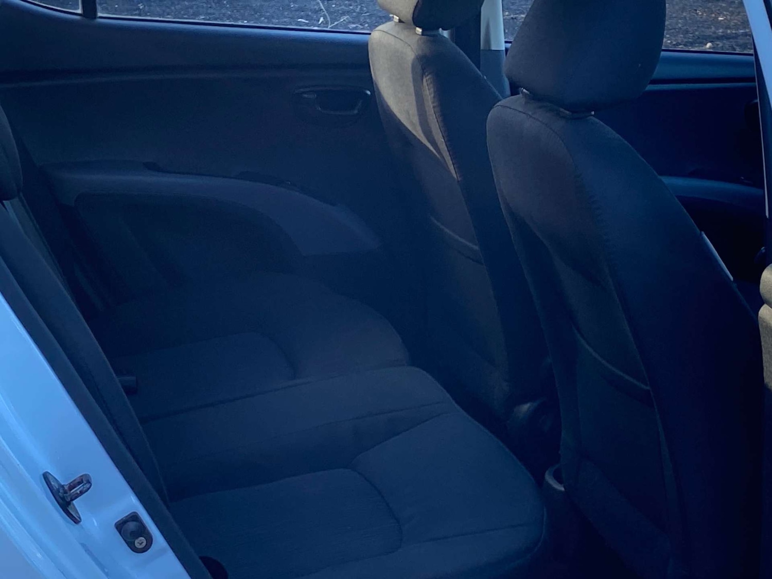 Used Hyundai i10 2012 for sale - 77127347: Photo 29