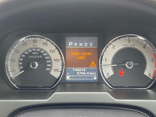 Used Jaguar XF 2011 for sale - 76304395: Photo 11