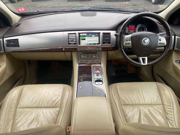 Used Jaguar XF 2011 for sale - 76304395: Photo 12